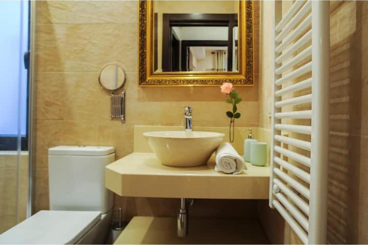 Premium Apartment La Latina 2. Salamanca Exterior photo